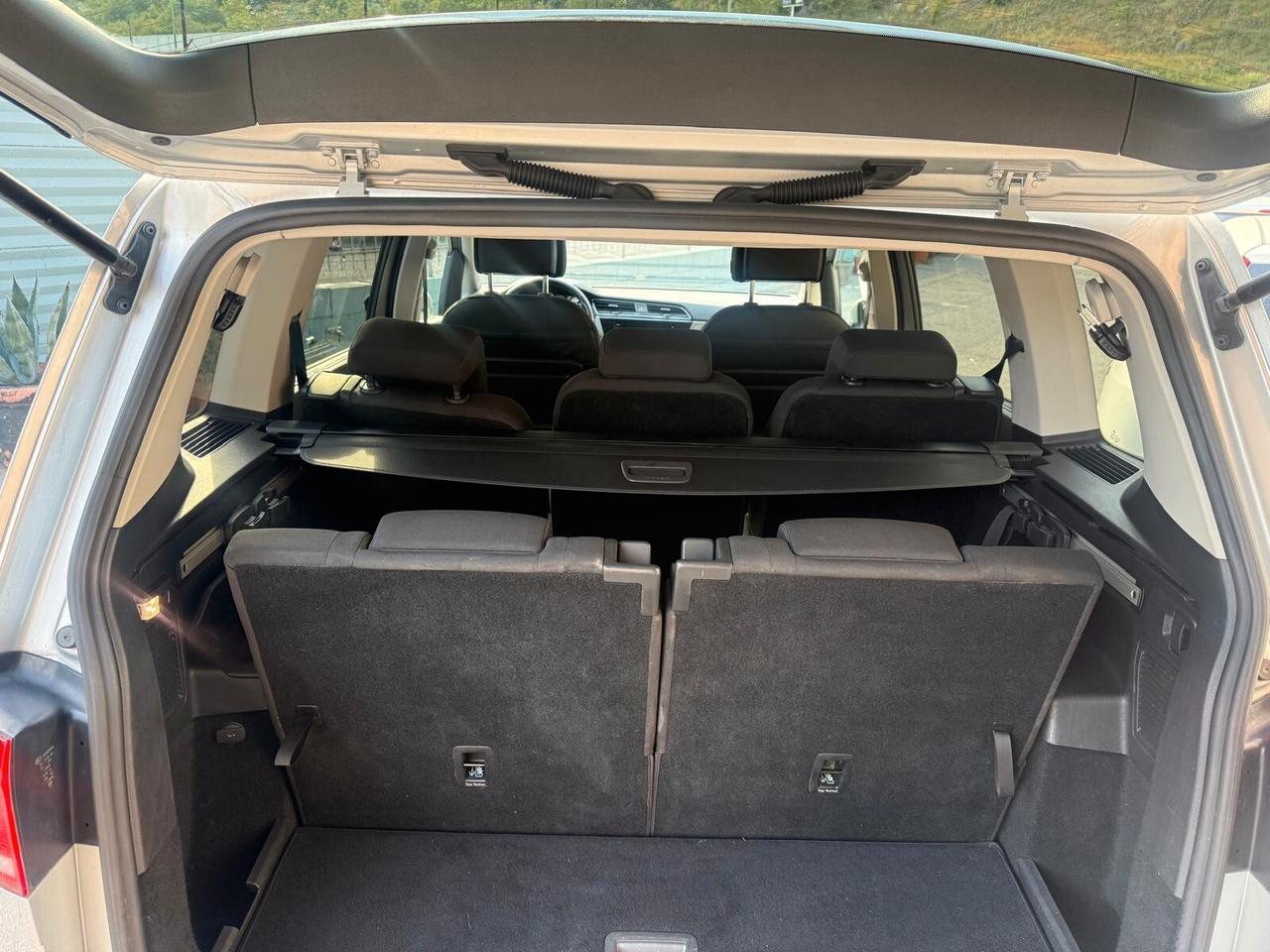 Volkswagen TOURAN1.6 TDI Executive Technology