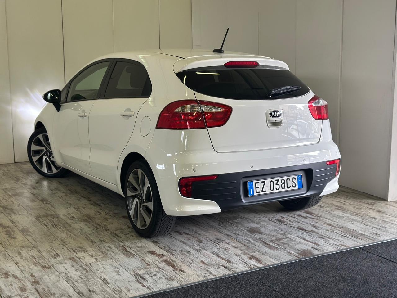 Kia Rio 1.4 CRDi 5p. Cool ok neopatentati