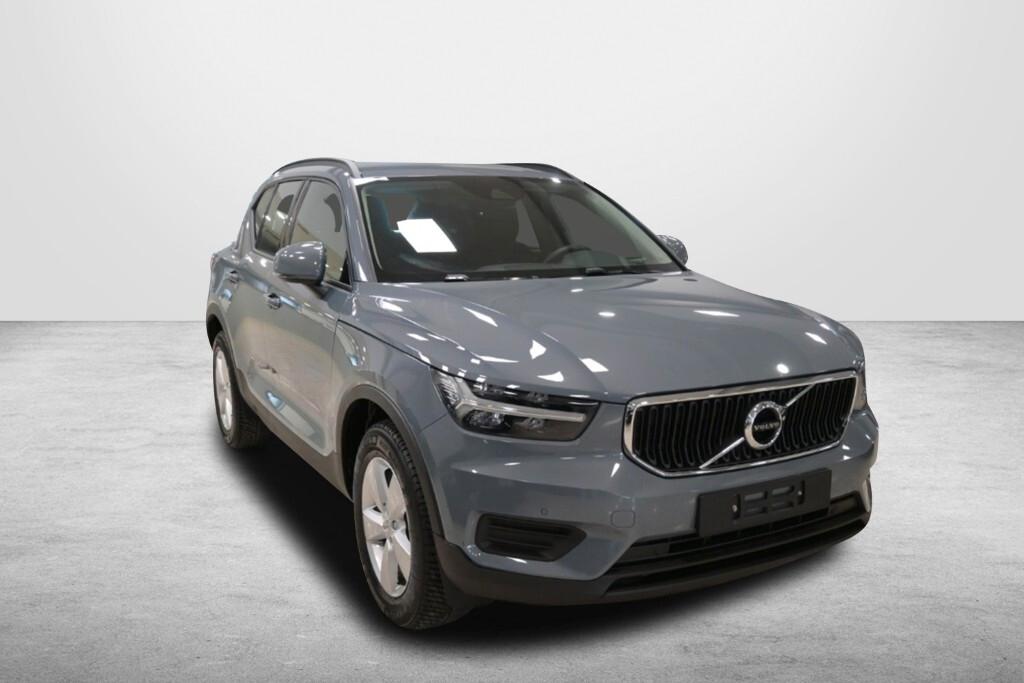 VOLVO XC40 1.5 T2 129CV 6M. MOMENTUM CORE ( FARI LED - COCKPIT - CRUISE - NAVI - MIRROR - PDC - TELECAMERA POST. )