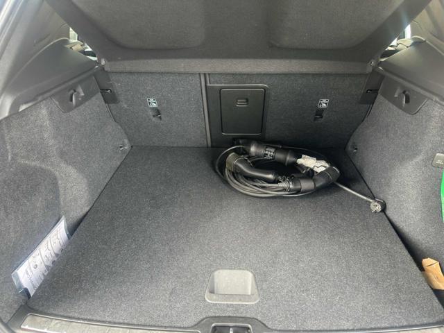 VOLVO XC40 T4 Recharge Plug-in Hybrid Inscription