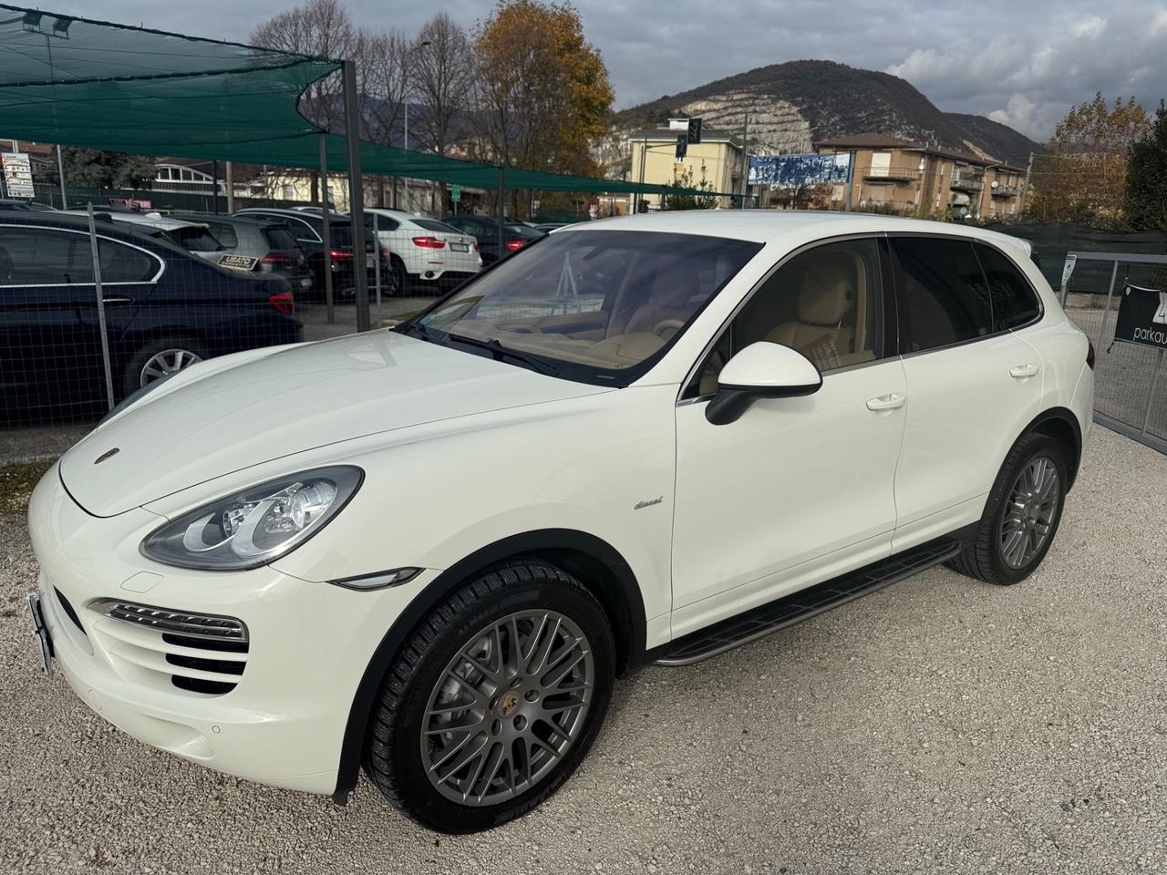 Porsche Cayenne 3.0 Diesel 245cv navi*led+pelle Euro5