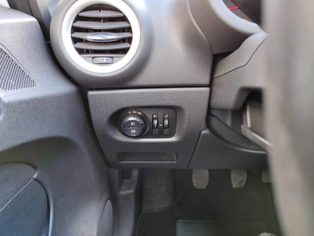 Opel Corsa 1.2 5P GPL 2035 TECH Edition