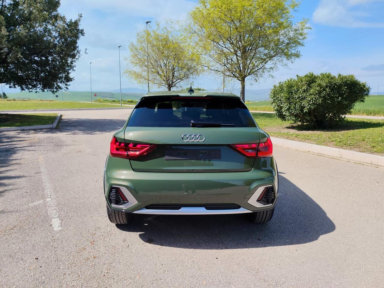 Audi A1 allstreet 30 TFSI S tronic Identity Contrast