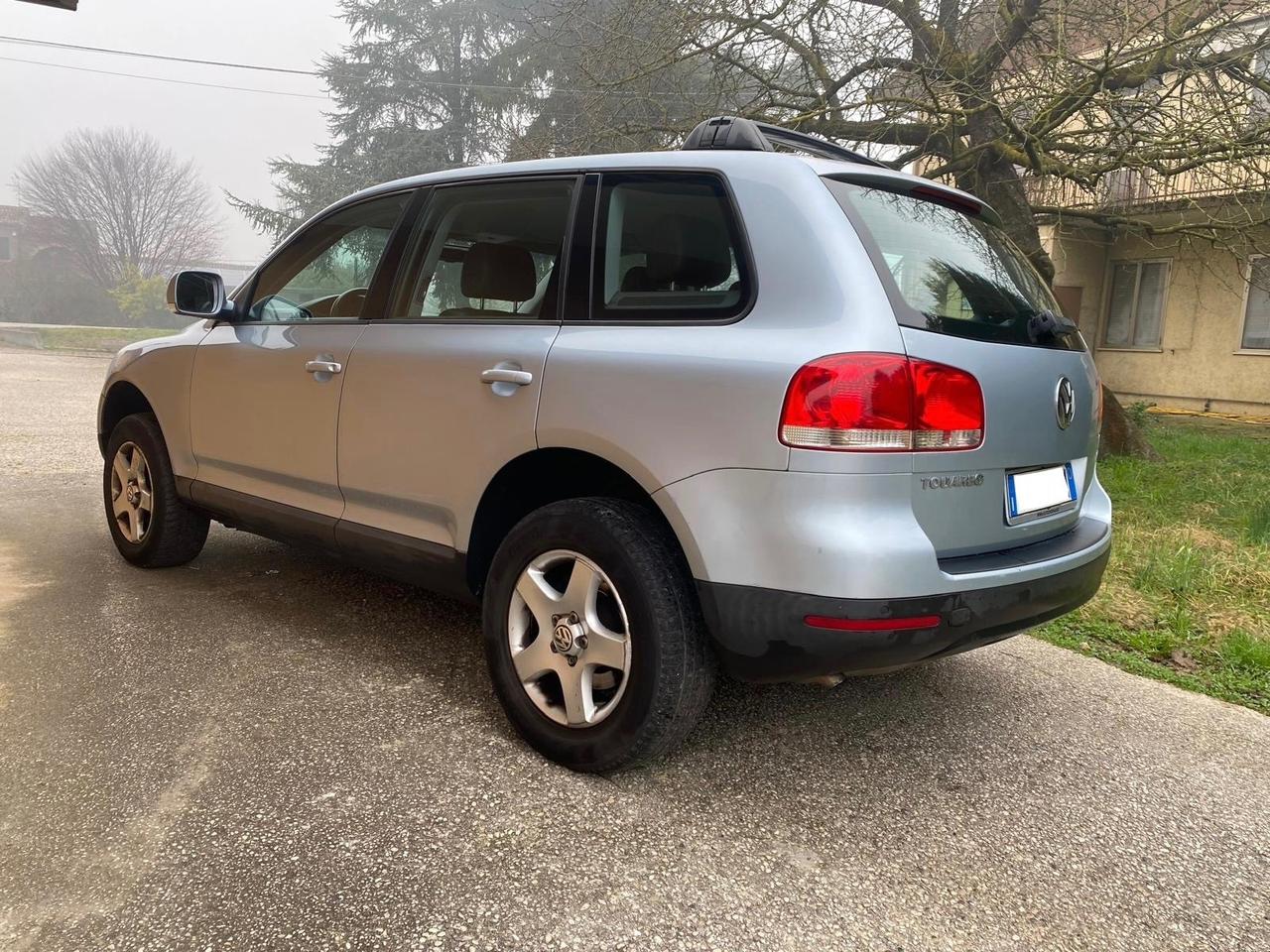 VW TOUAREG 2.5 R5 TDI DAVVERO MOLTO BELLA GUARDA