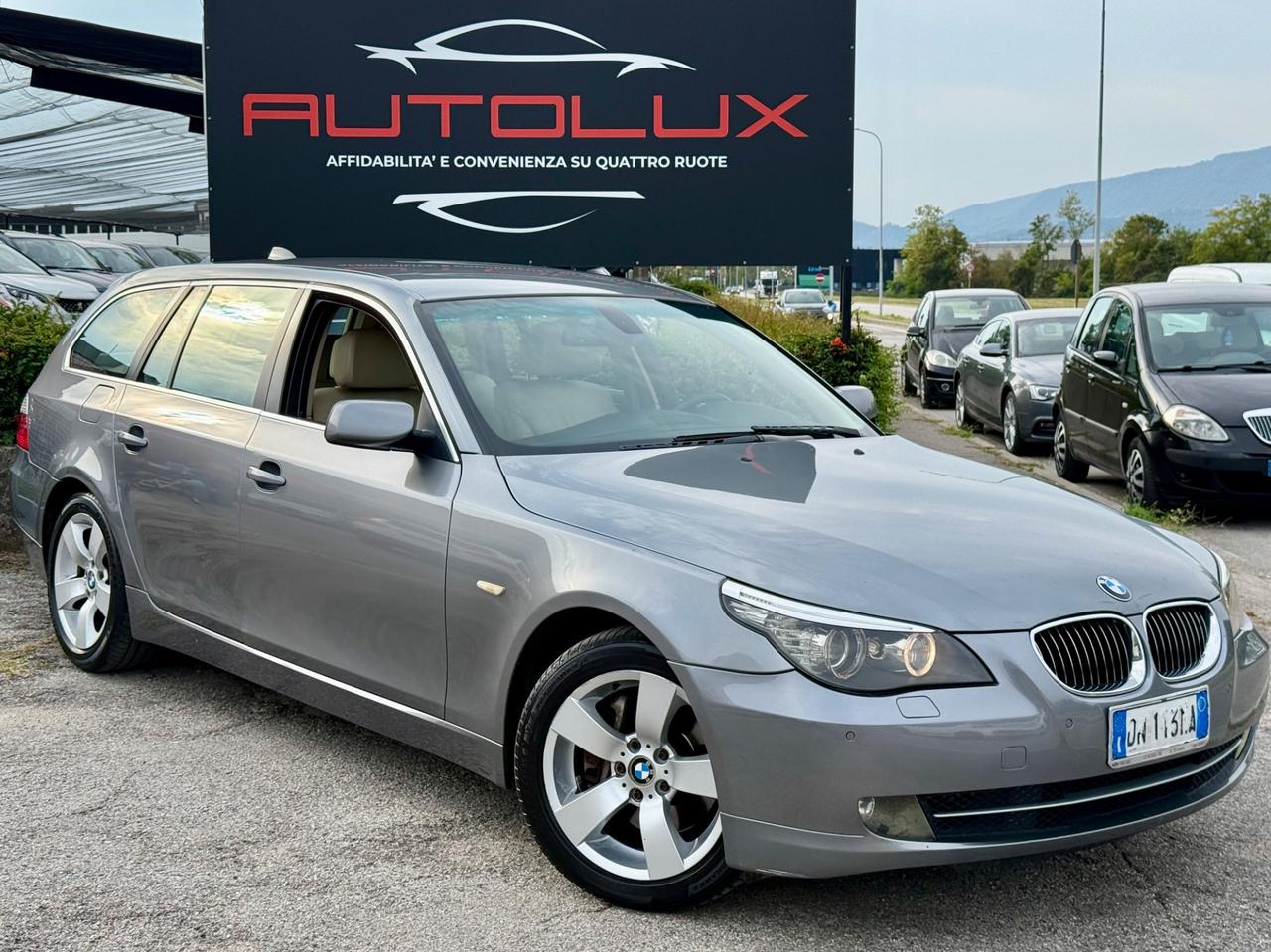 Bmw 530xd Touring 2008 235CV futura