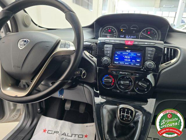 LANCIA Ypsilon 1.2 69 CV 5 porte Gold