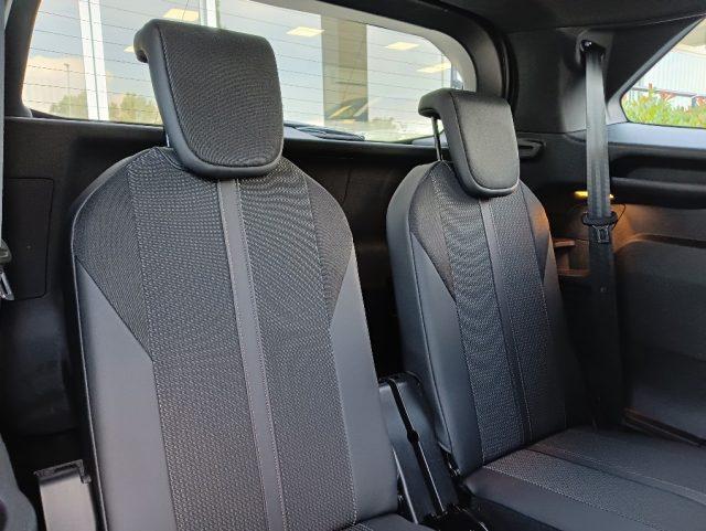 PEUGEOT 5008 BlueHDi 130 S&S EAT8 GT