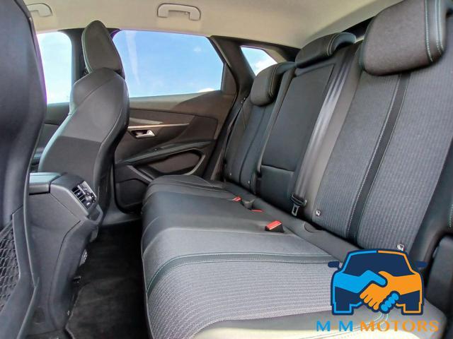 PEUGEOT 3008 PureTech 130cv S&S Allure *PROMO*