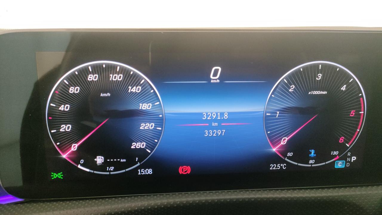 Mercedes-Benz A 200 d Premium auto