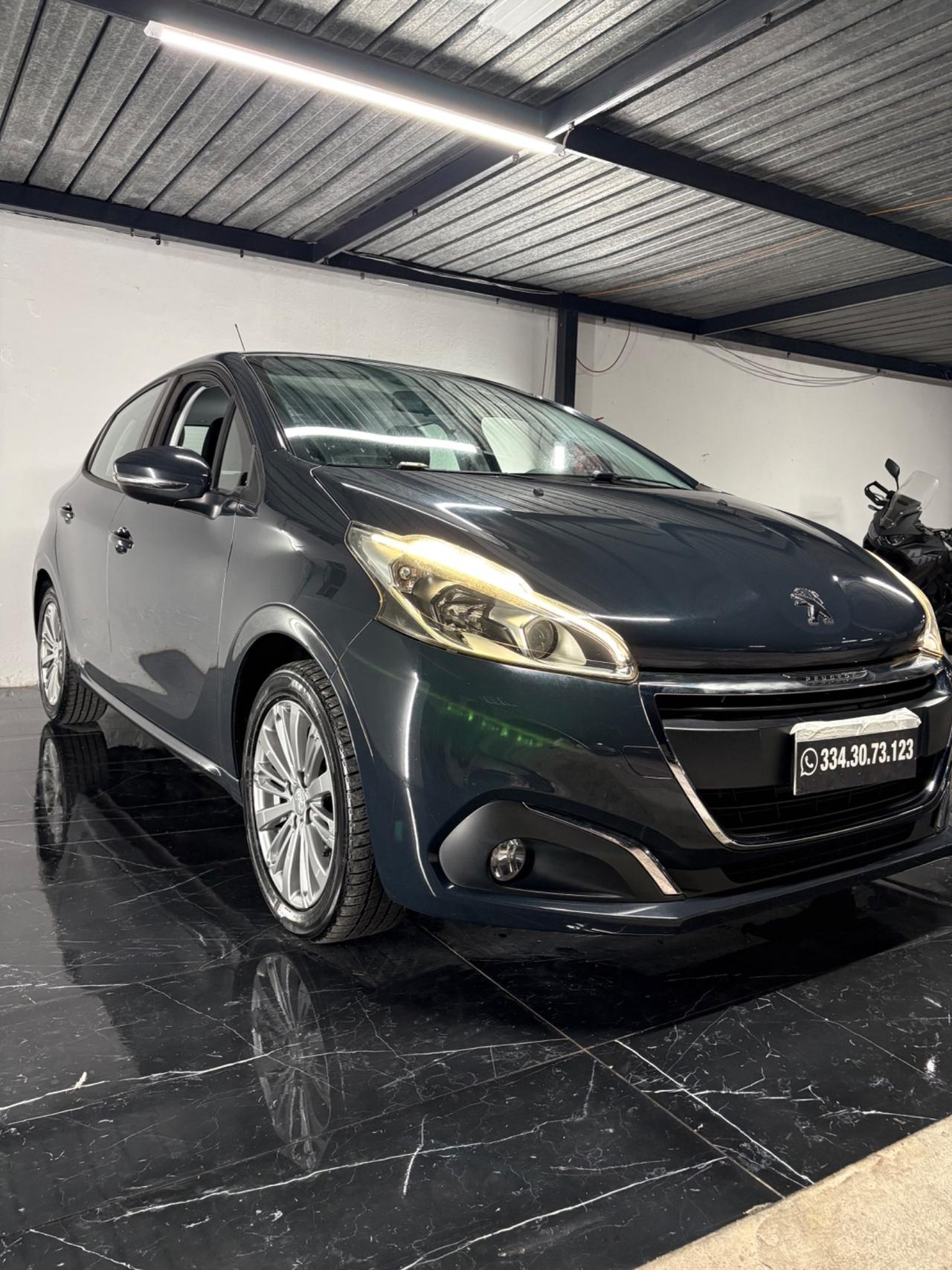 Peugeot 208 5p. Allure
