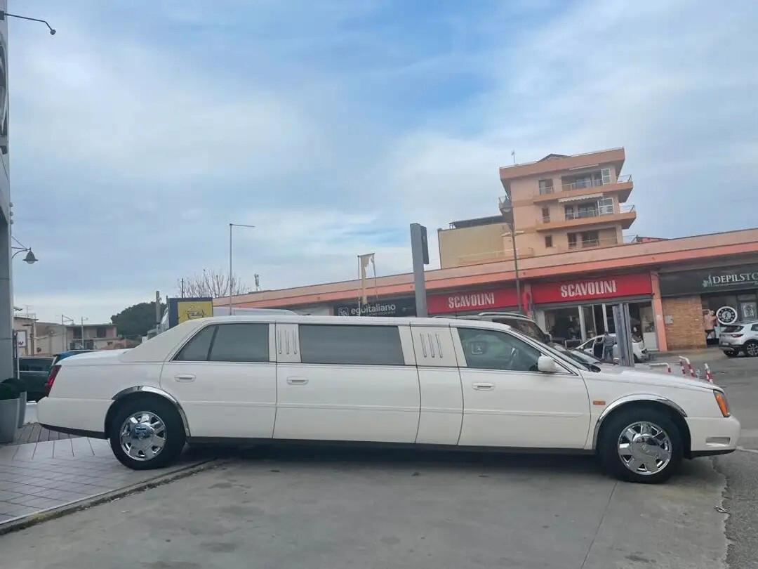 Cadillac Deville Sedan Stretch Limousine