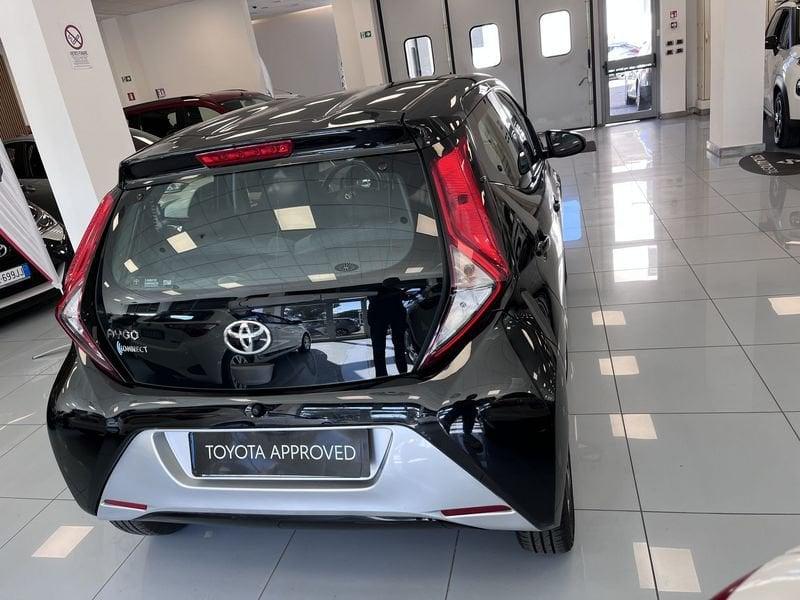 Toyota Aygo Aygo Connect 1.0 VVT-i 72 CV 5 porte x-fun
