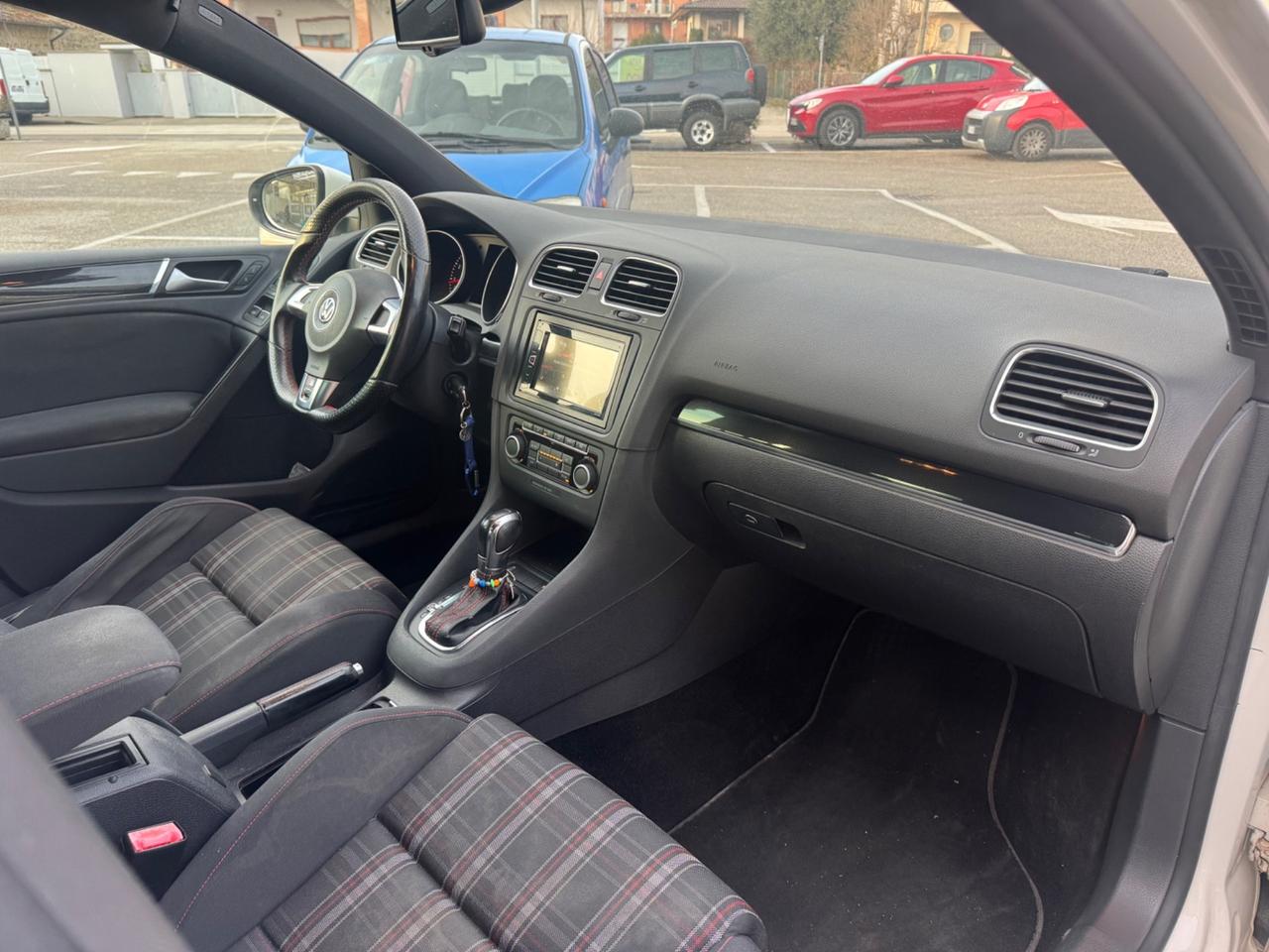Volkswagen Golf GTI 2.0 TSI DSG 5p. Unico P.