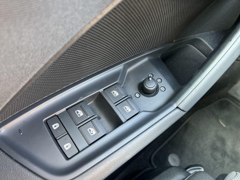 Audi A3 SPB 35 TFSI 150CV Sport Advanced 17 MILA KM!!