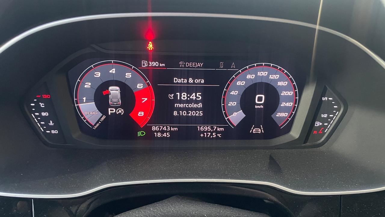 Audi Q3 35 TFSI Business Advanced