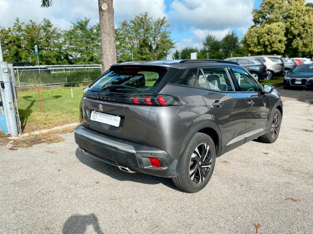 Peugeot 2008 1.2 puretech Active Pack 130cv CINGHIA SOSTITUITA