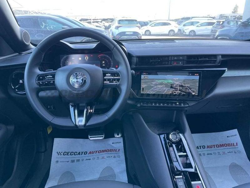 Alfa Romeo Junior Junior 1.2 ibrida Speciale 136cv edct6