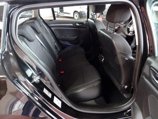 RENAULT Megane Mégane Sporter Blue dCi 115 CV N1 Autocarro