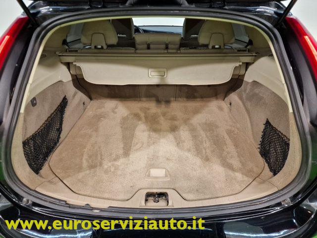 VOLVO V60 T3 Powershift Kinetic
