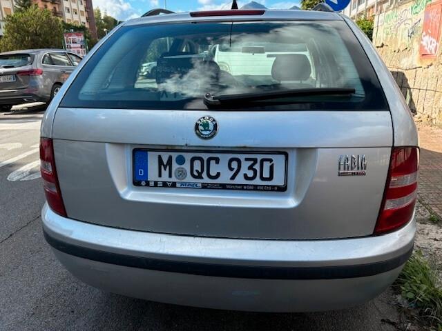 Skoda Fabia 1.2 Benzina Neo patentato