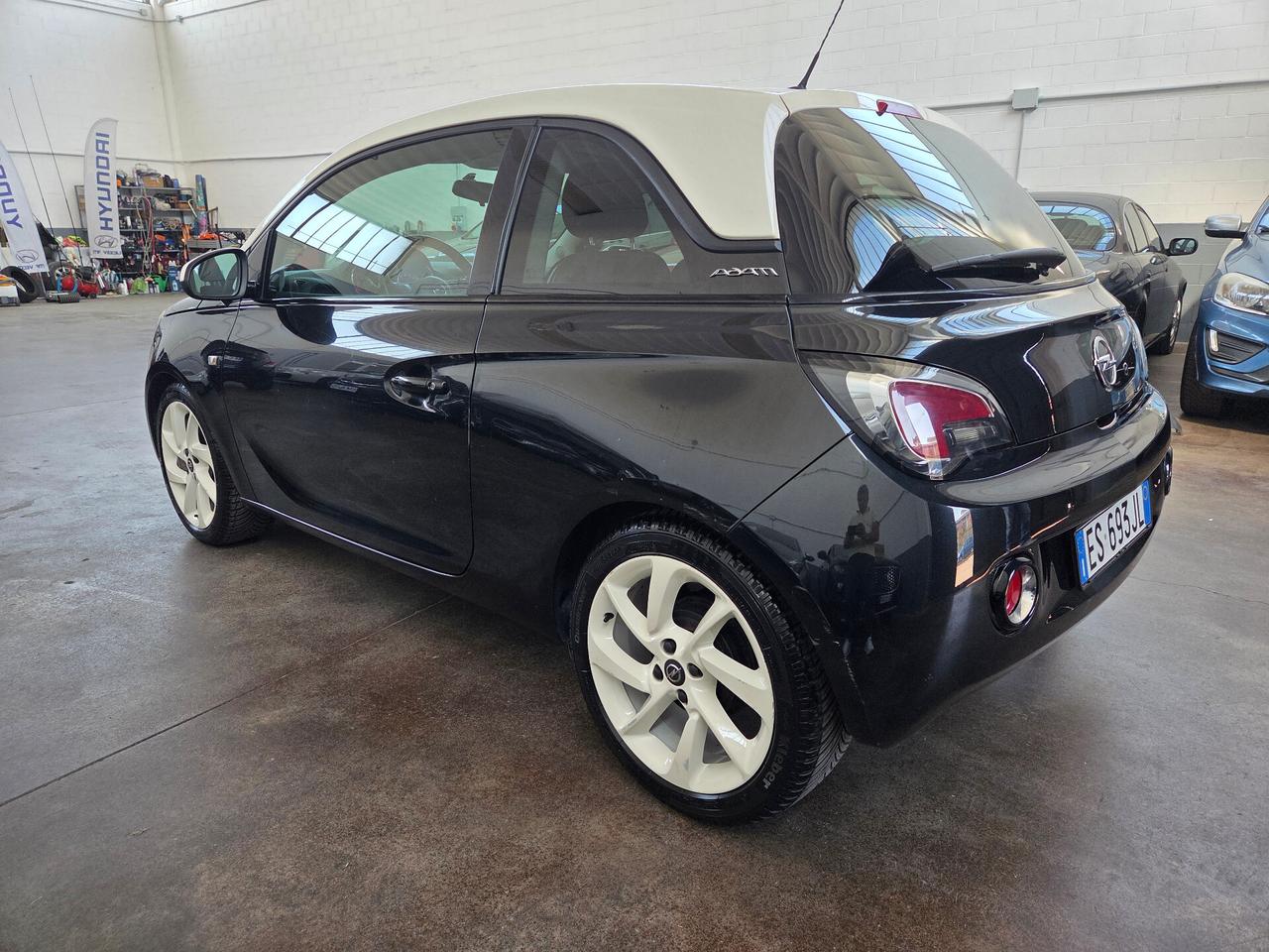 Opel Adam 1.2 70 CV