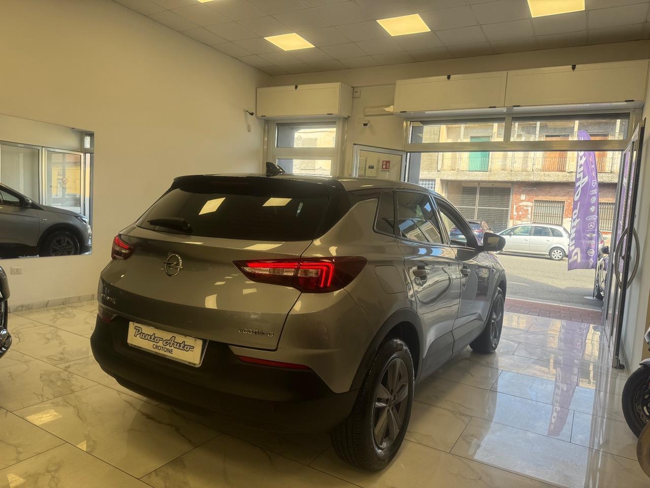 Opel Grandland X 1.5 diesel Ecotec Start&Stop aut. Business Ed.