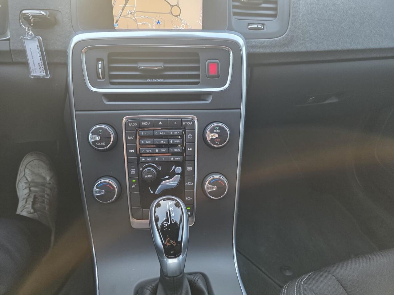 Volvo V60 Cross Country D3 Geartronic Pro