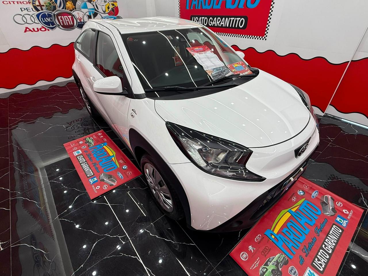 Toyota Aygo X 1.0 72cv 5 porte Lounge - 2023