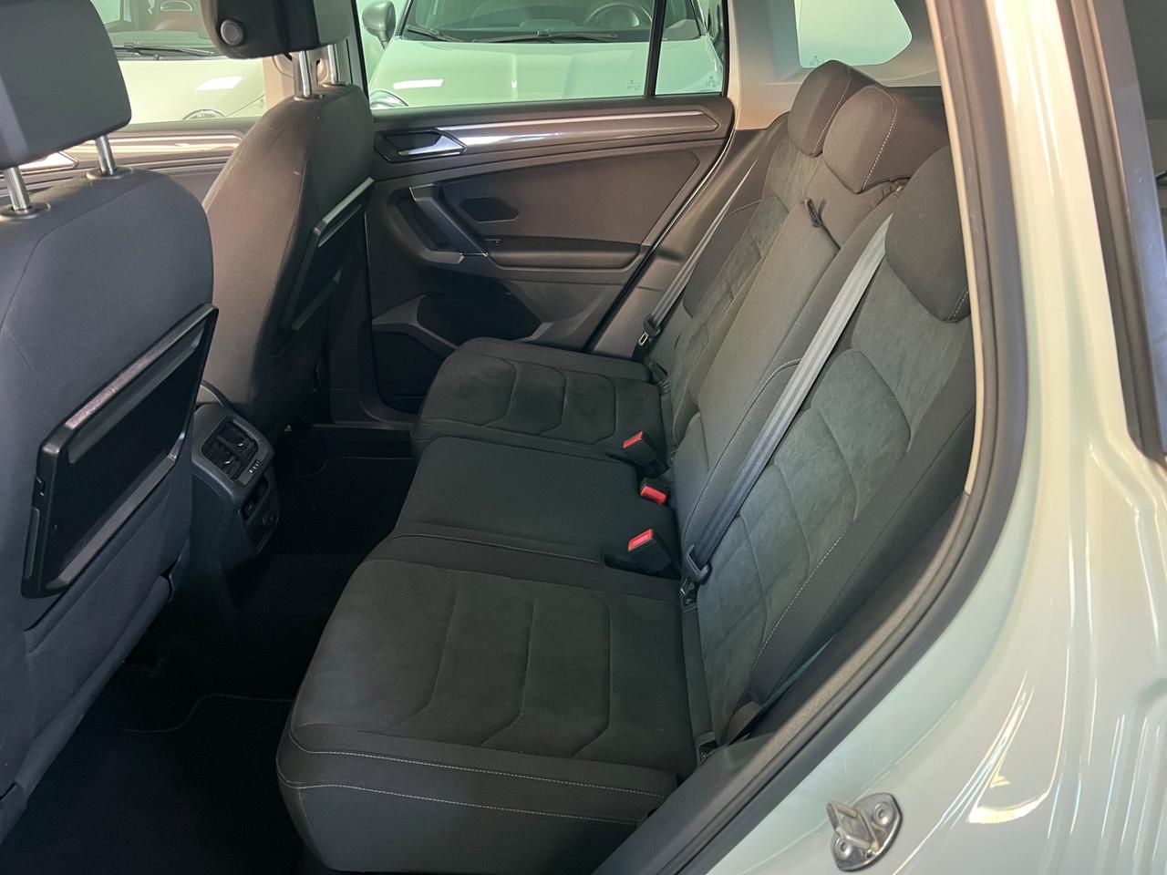 Volkswagen Tiguan 2.0 TDI SCR DSG 4MOTION Executive BMT