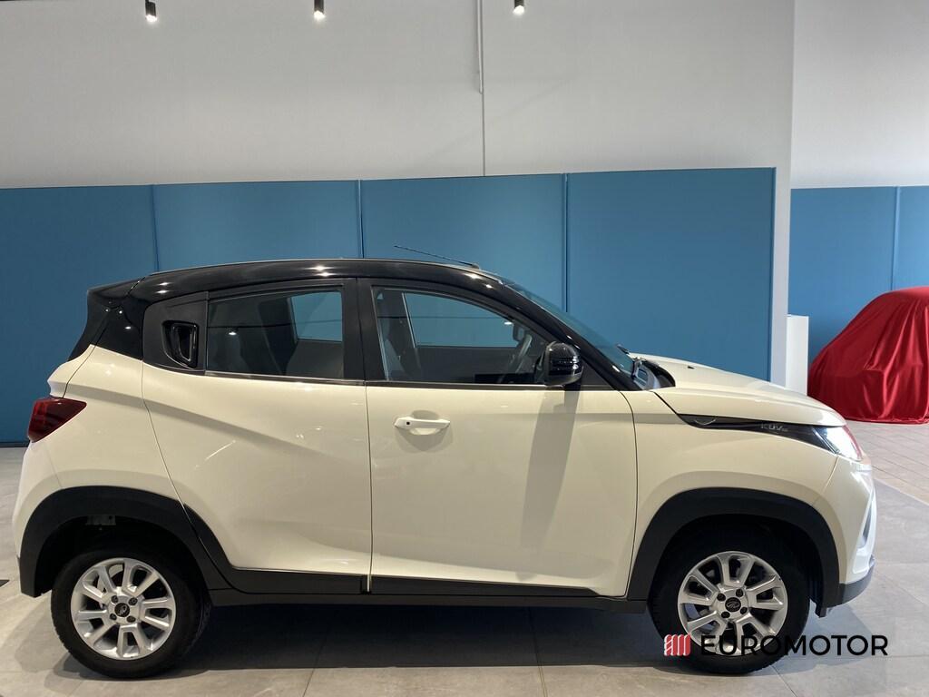 Mahindra KUV100 1.2 K8 FWD