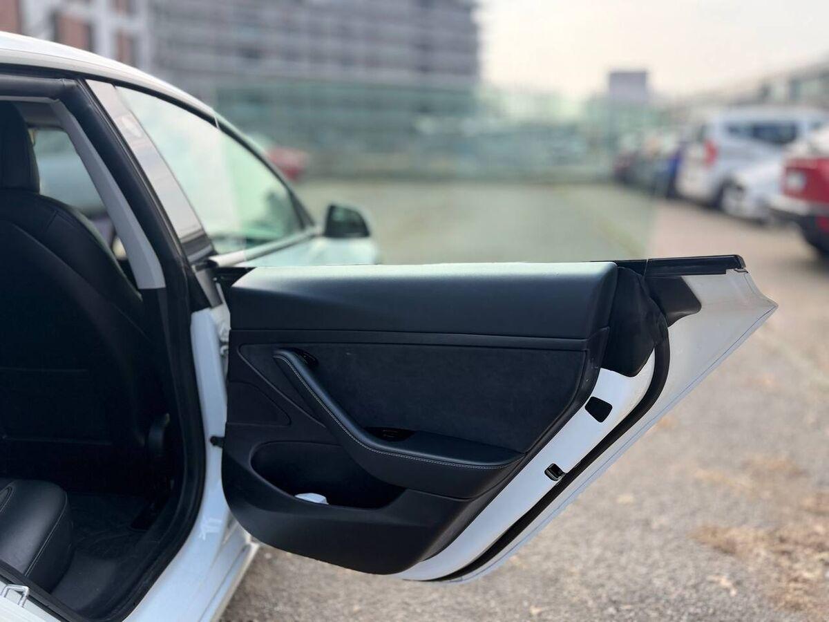 Tesla Model 3 Standard rwd Plus