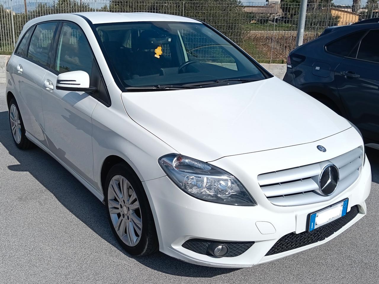 Mercedes-benz B 180 B 180 CDI Automatic Premium