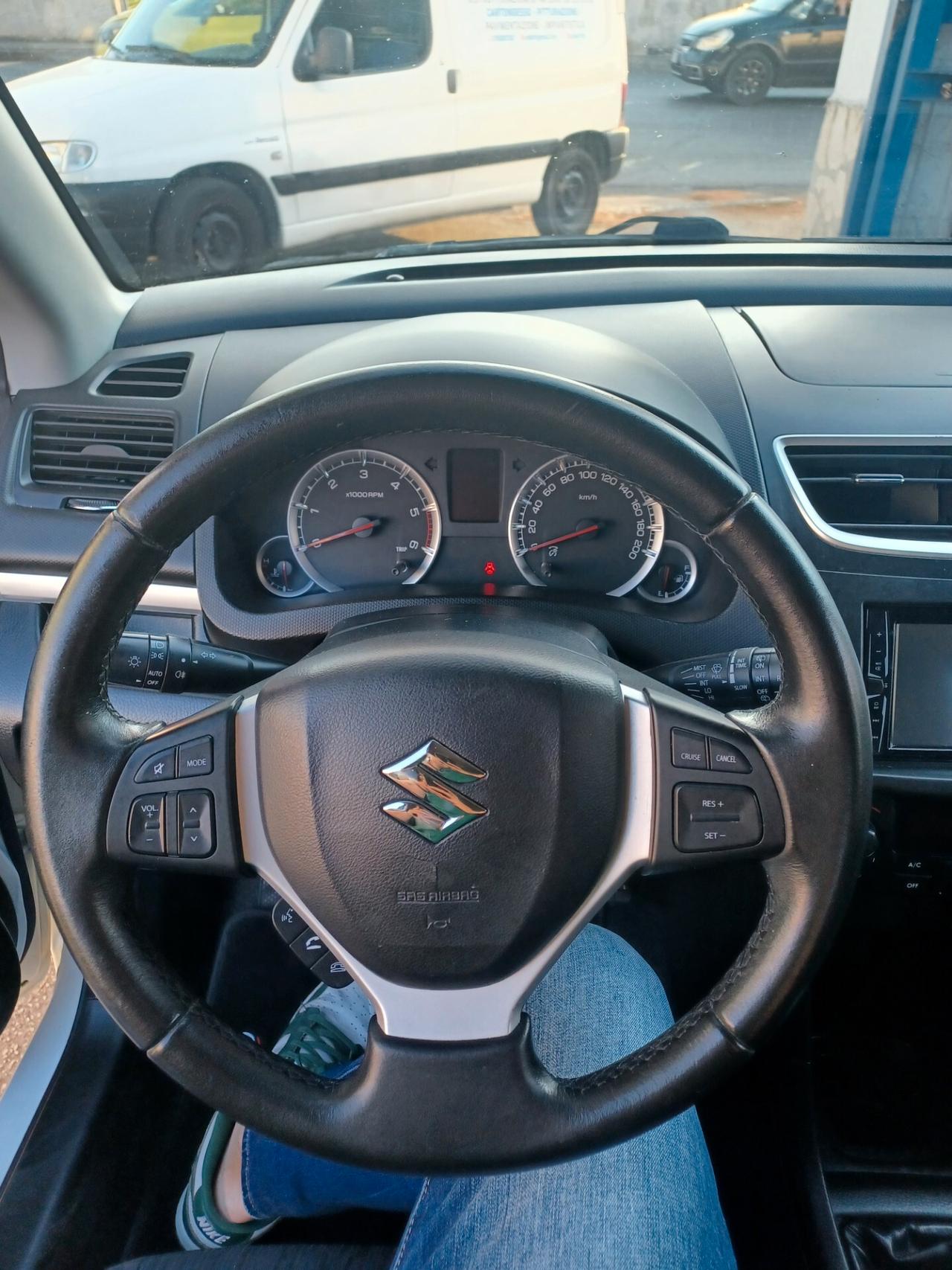 Suzuki Swift 1.3 DDiS 5 porte B-Cool