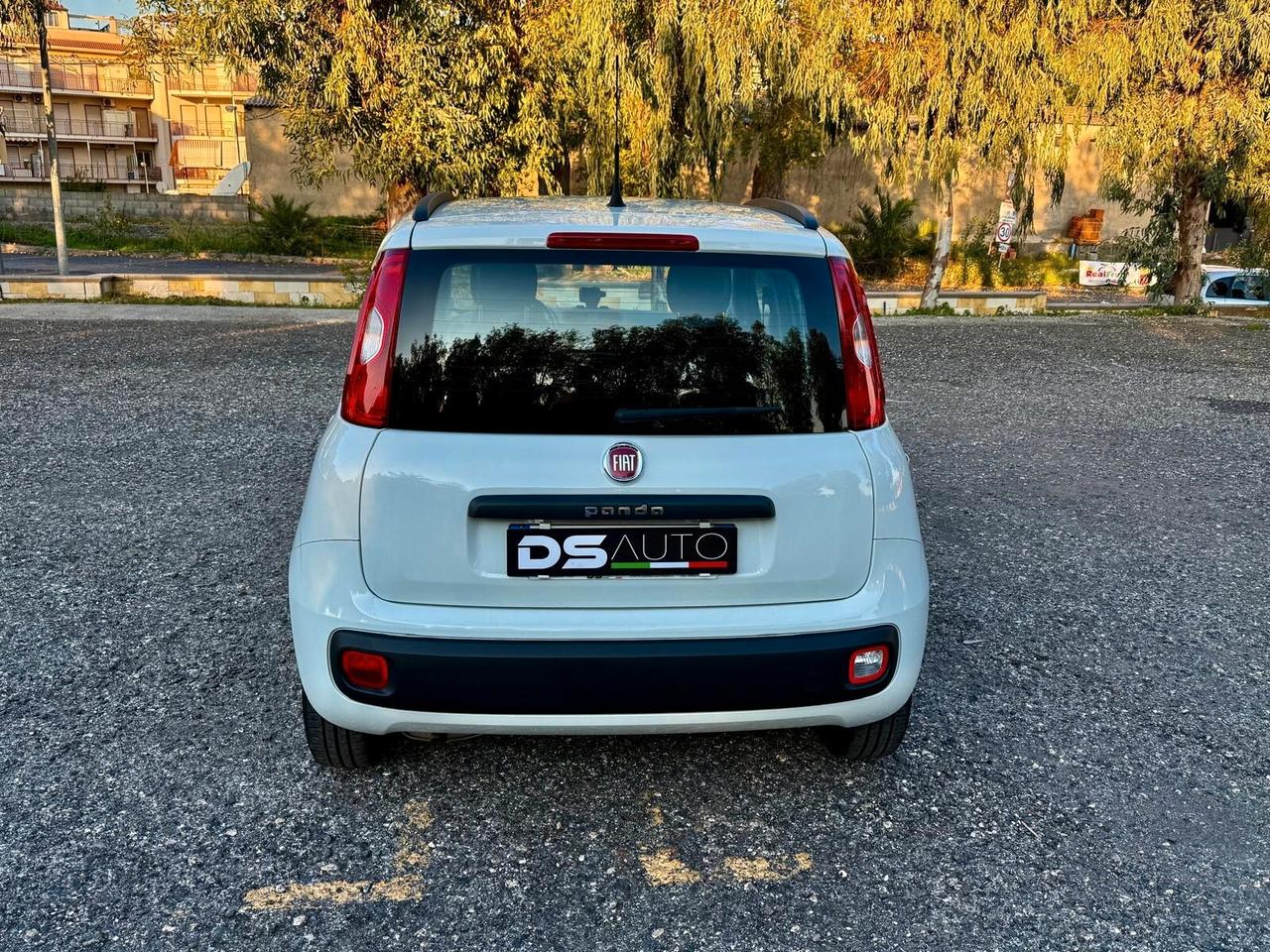 FIAT PANDA 1.2 LOUNGE UNI PROPRIETARIO