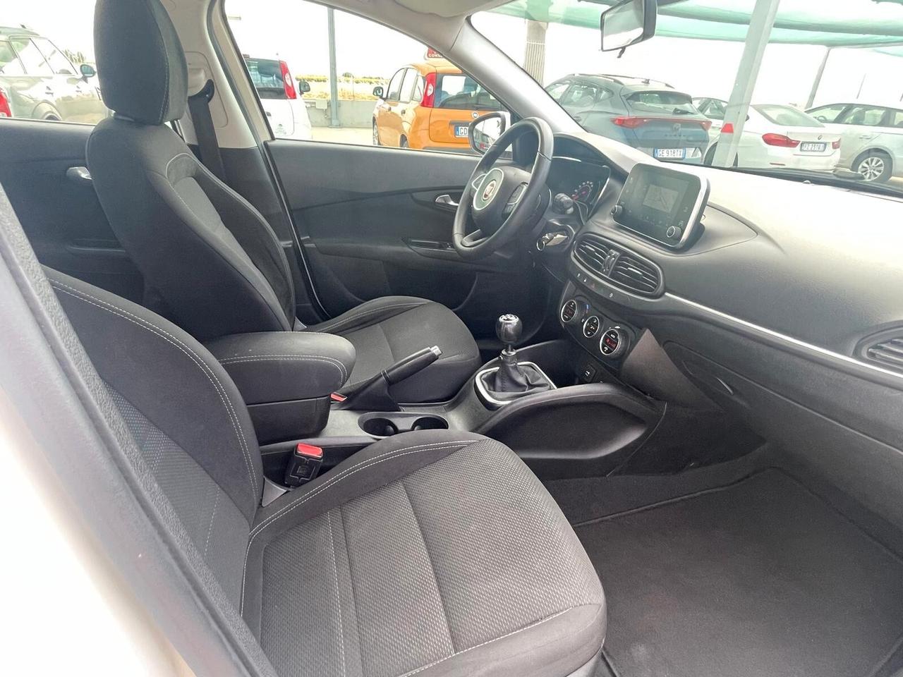 Fiat Tipo 1.6 Mjt S&S SW Lounge