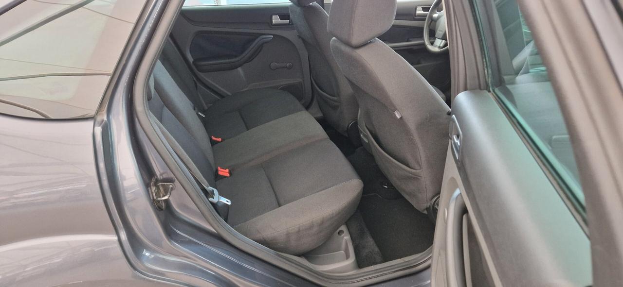 Ford Focus 1.8 TDCi 115cv ** INDISTRUTTIBILE **