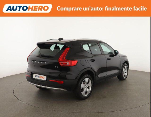 VOLVO XC40 T3 Momentum