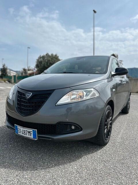 Lancia Ypsilon 1.2 69 CV 5 porte GPL Ecochic Platinum
