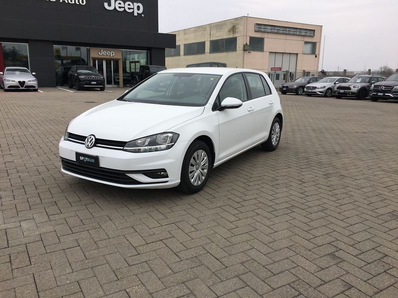 Volkswagen Golf 1.0 TSI 115 CV 5p. Trendline BlueMotion Technology