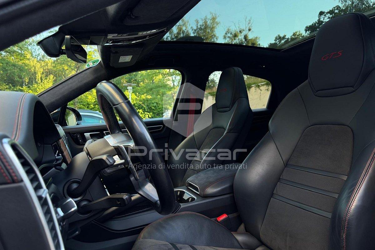 PORSCHE Cayenne Coupé 4.0 GTS