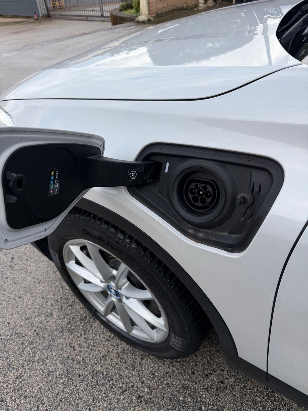 Bmw X2 xDrive25e Business-X