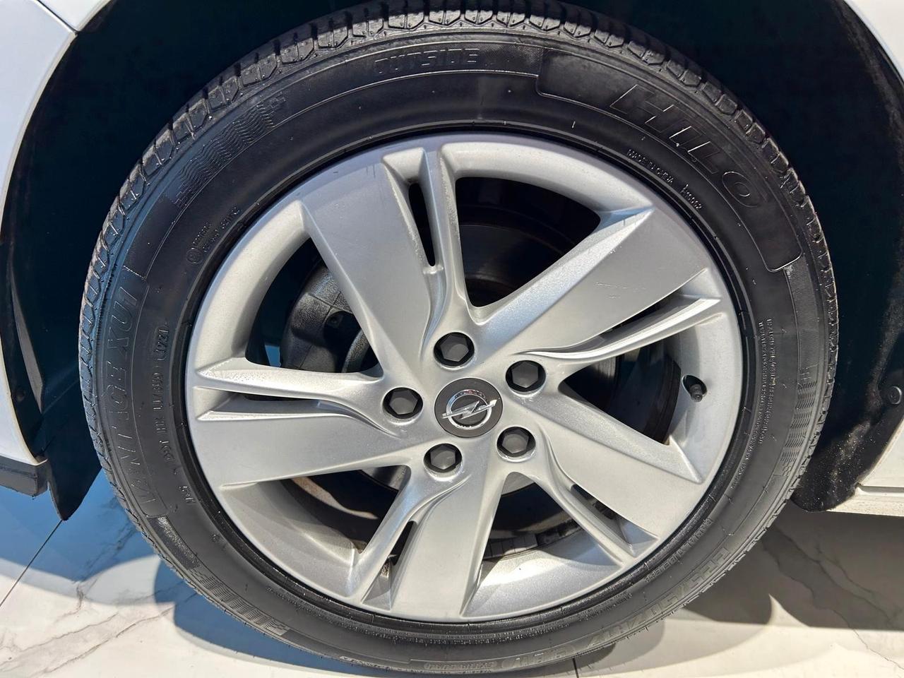Opel Astra 1.7 CDTI - 2013