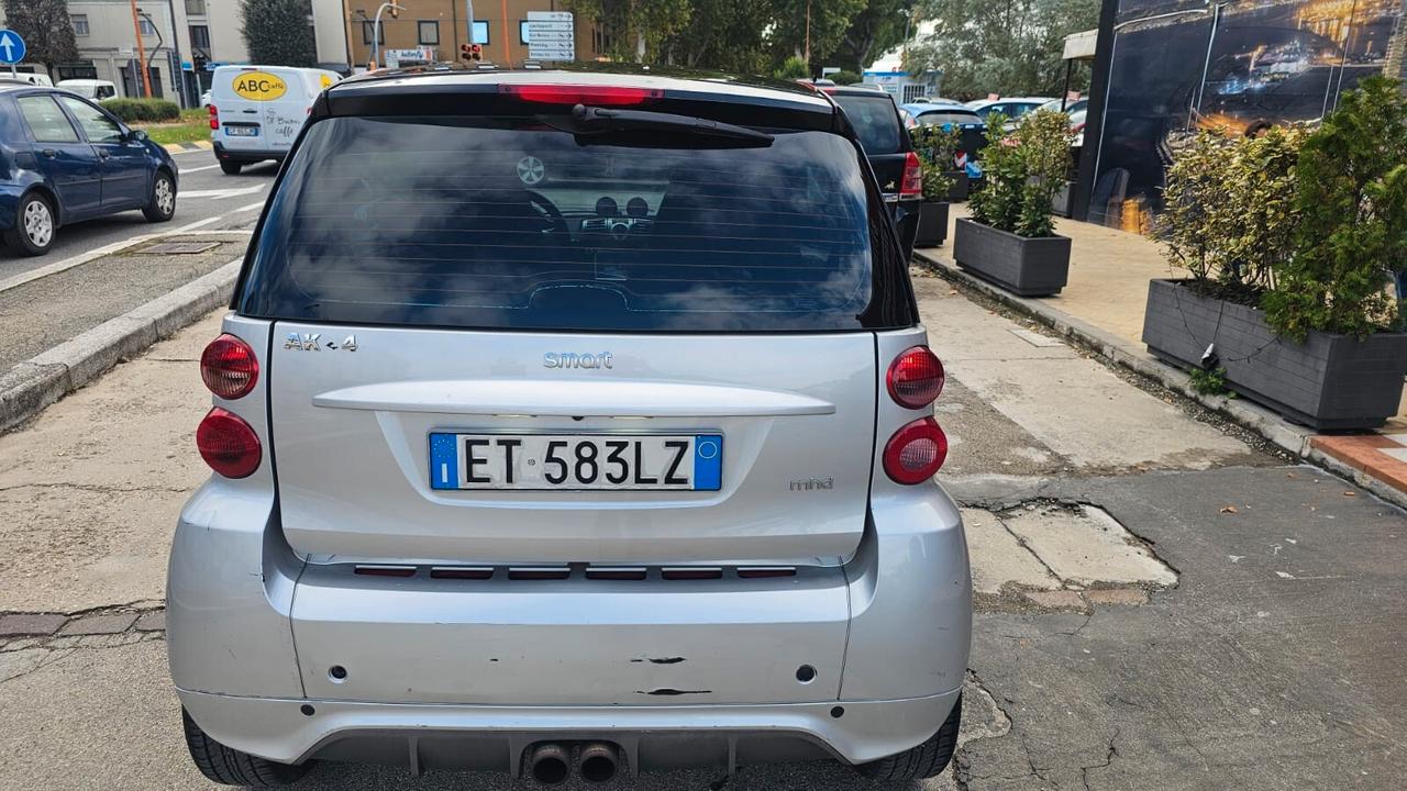 Smart ForTwo 1000 52 kW coupé pure PACCHETTO BRABUS NEOPATENTATI