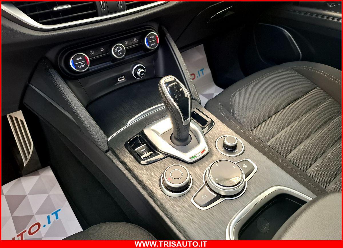 ALFA ROMEO Stelvio 2.2 Td AT8 Super (BIXENO+NAVI)