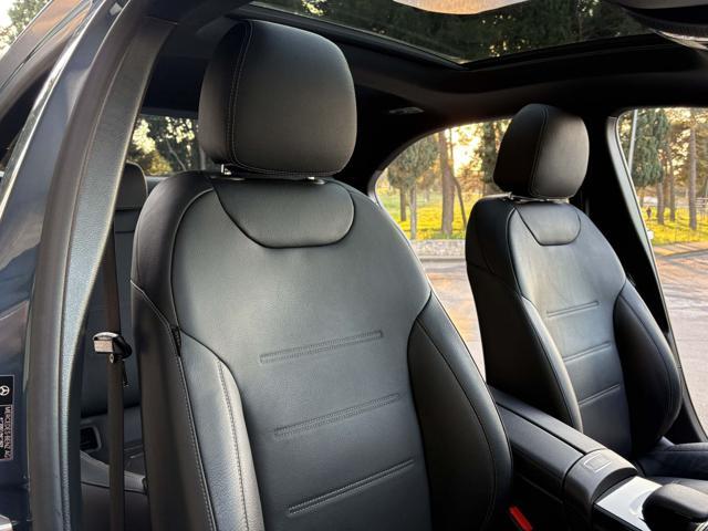 MERCEDES-BENZ A 220 d Automatic Premium Sedan TETTO-PACK NIGHT
