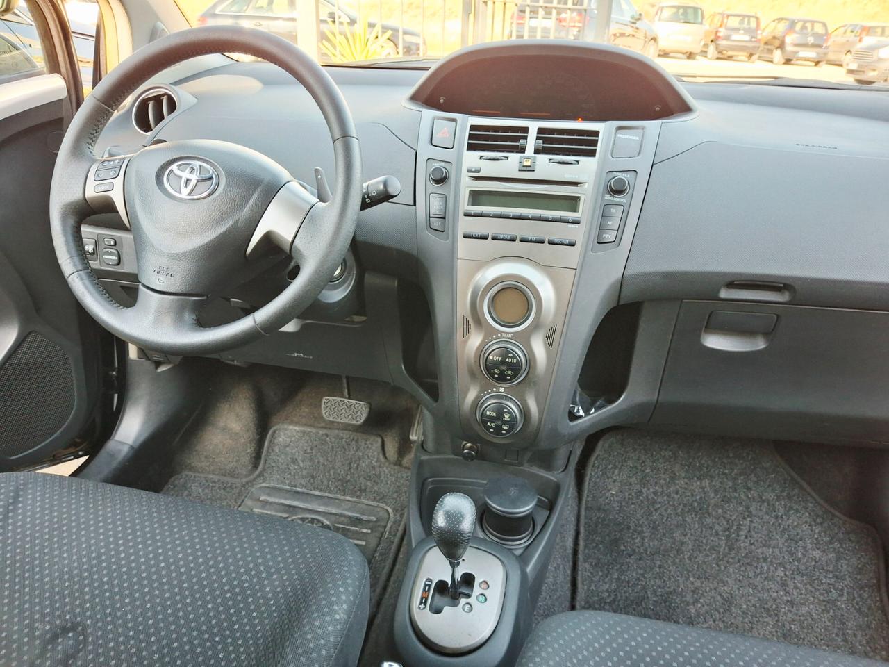 Toyota Yaris 1.4 D-4D "Cambio Automatico" Km 68.000!