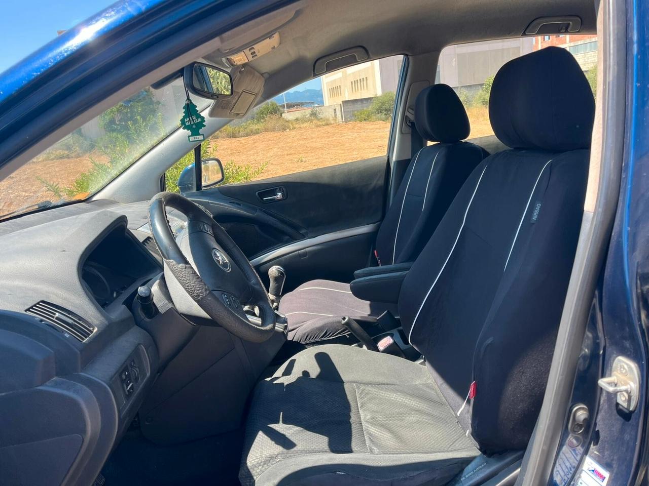 Toyota Corolla Verso 2.0 16V D-4D Sol 2004