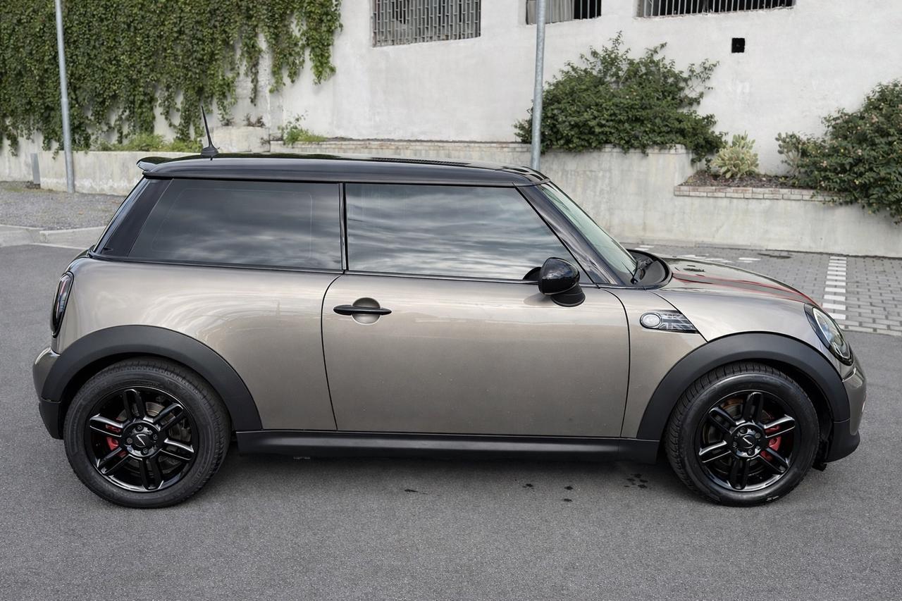 MINI COOPER 1.6 BENZINA 122CV FULL RESTYLING