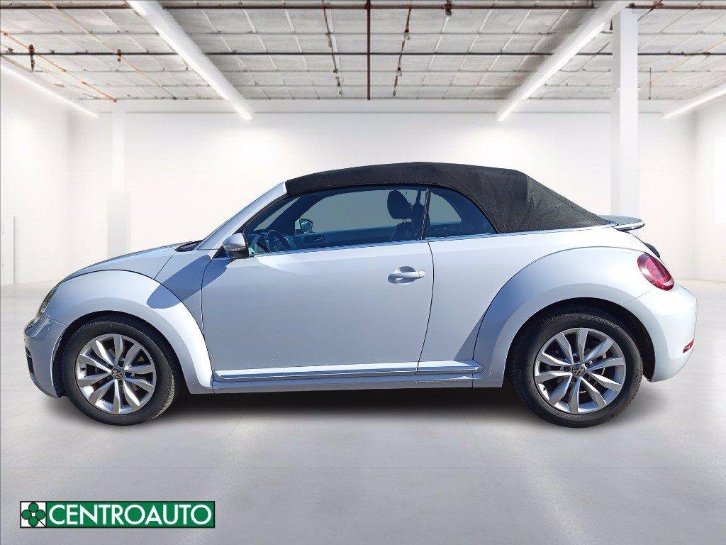 VOLKSWAGEN Maggiolino Cabrio 2.0 tdi Design 110cv del 2017