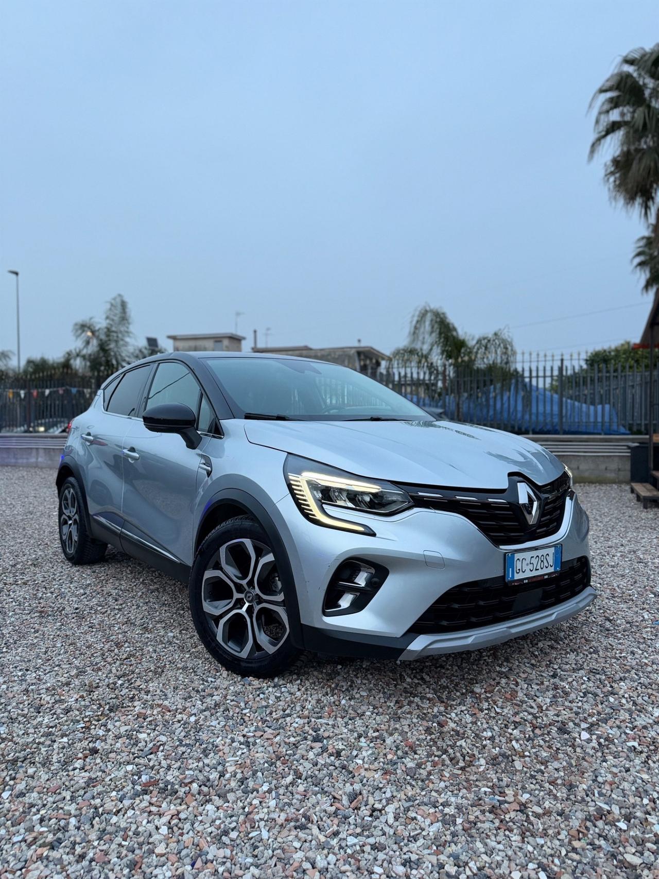 Renault Captur TCe 100 CV GPL Full Optional Retrocamera Sensori 360 Gradi